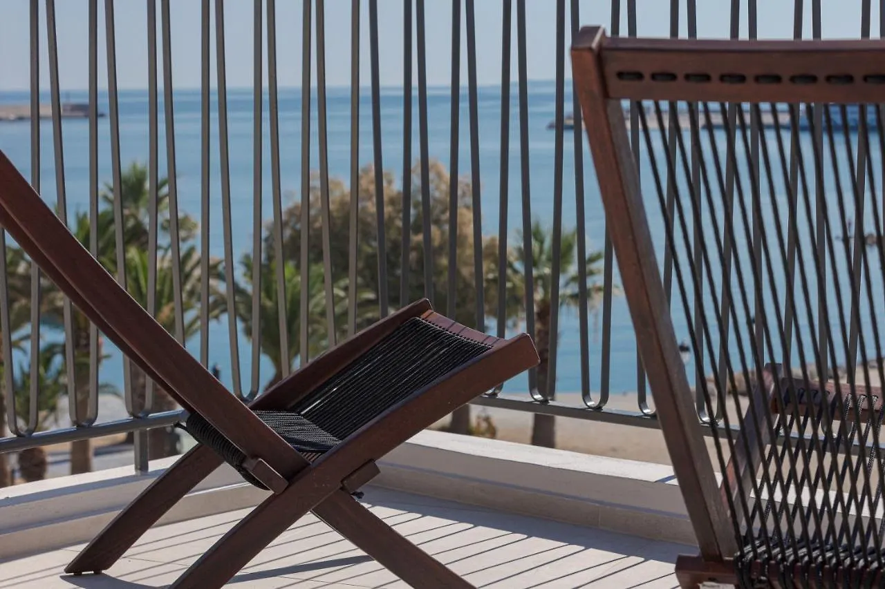 V77 Seafront Suites Rethymno  0*, Rethymno (Crete)