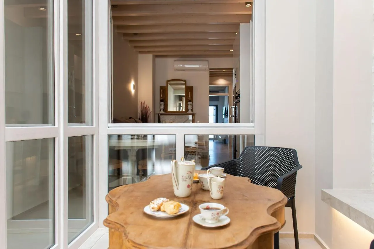 Apartment V77 Seafront Suites Rethymno
